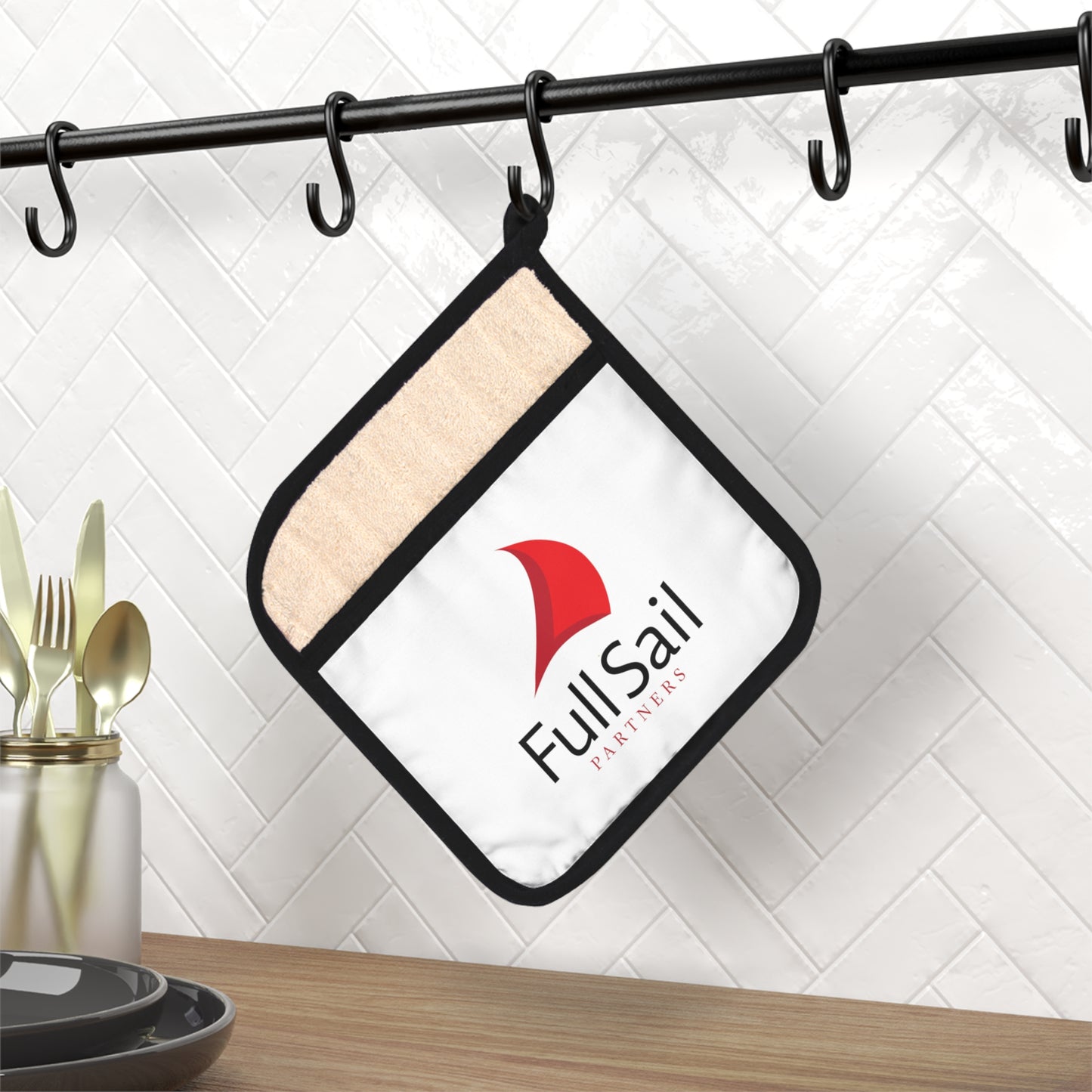 Full Sail Partners Pot Holder with Pocket